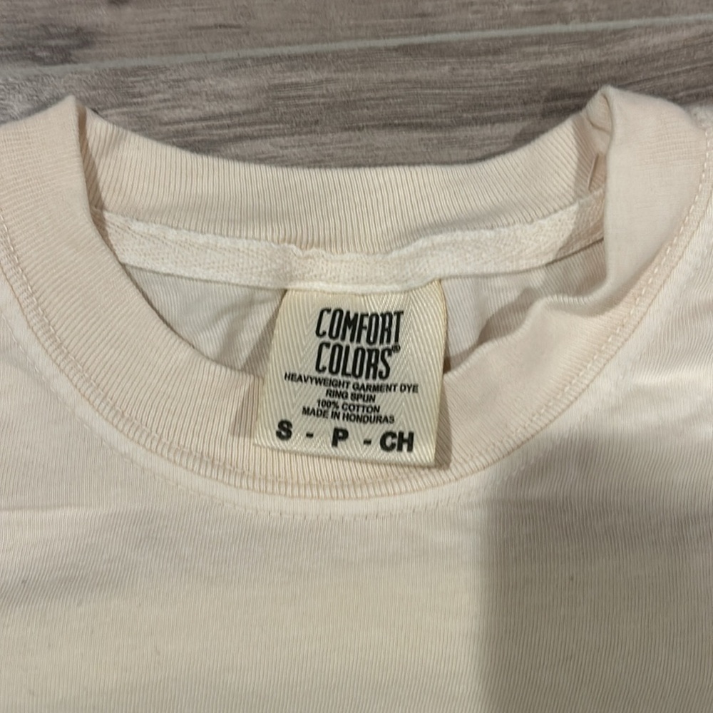 Graphic t-shirt custom made size small - Picture 3 of 4